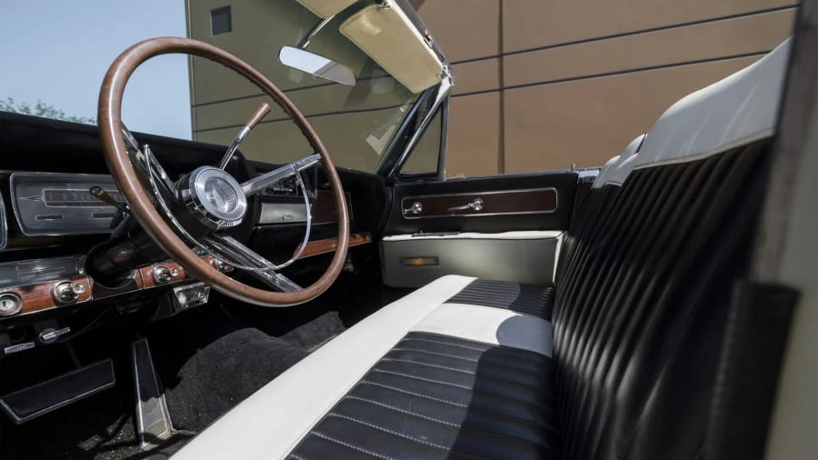 1961 Lincoln Continental 4th Gen - Image 4 of 12
