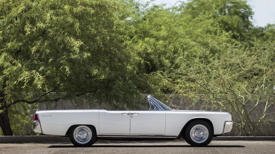 1961 Lincoln Continental 4th Gen - Image 8 of 12