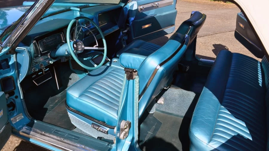 1961 Lincoln Continental 4th Gen - Image 4 of 11