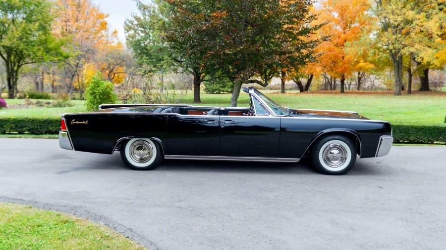 1961 Lincoln Continental 4th Gen - Image 9 of 31