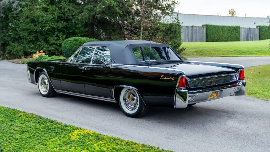 1961 Lincoln Continental 4th Gen - Image 13 of 31