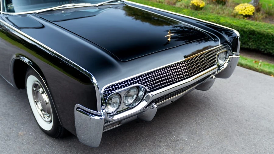 1961 Lincoln Continental 4th Gen - Image 19 of 31