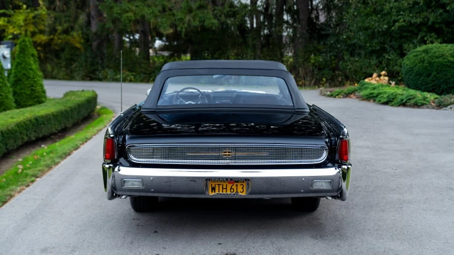 1961 Lincoln Continental 4th Gen - Image 16 of 31