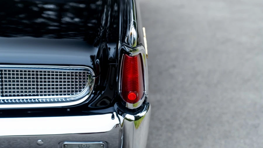 1961 Lincoln Continental 4th Gen - Image 20 of 31