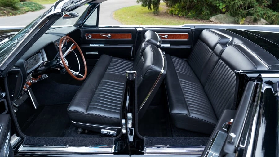1961 Lincoln Continental 4th Gen - Image 29 of 31