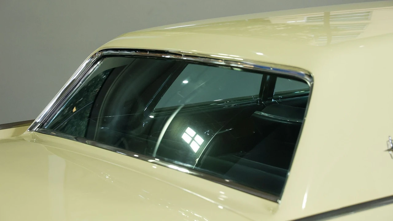 1961 Lincoln Continental 4th Gen - Image 26 of 31