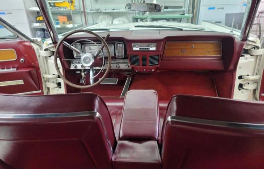 1961 Lincoln Continental 4th Gen - Image 3 of 7