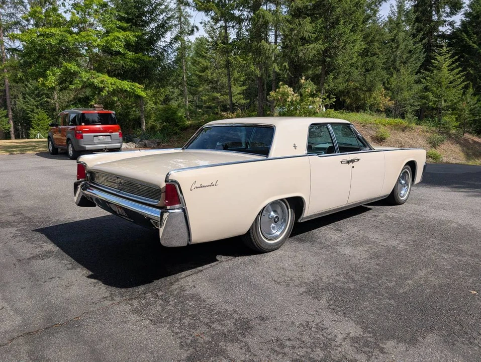 1961 Lincoln Continental 4th Gen - Image 5 of 19