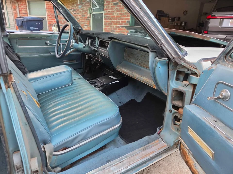 1961 Lincoln Continental 4th Gen - Image 19 of 20