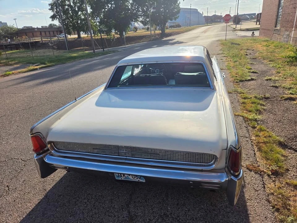1961 Lincoln Continental 4th Gen - Image 5 of 20