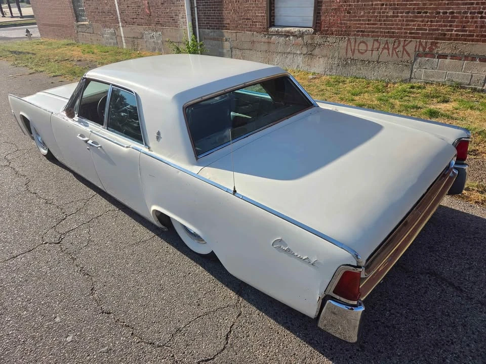 1961 Lincoln Continental 4th Gen - Image 6 of 20