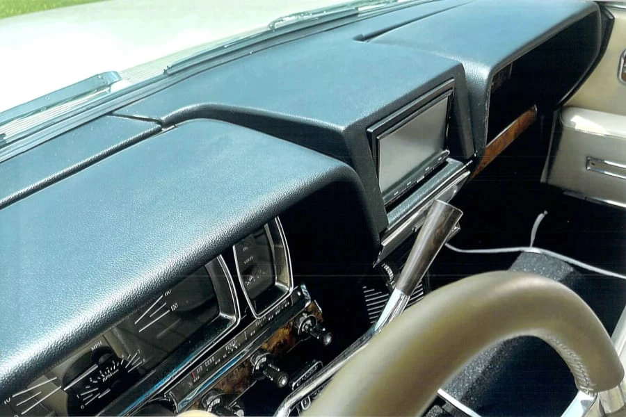 1961 Lincoln Continental 4th Gen - Image 11 of 15