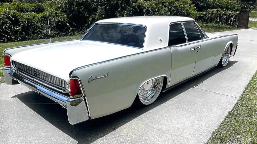 1961 Lincoln Continental 4th Gen - Image 3 of 15
