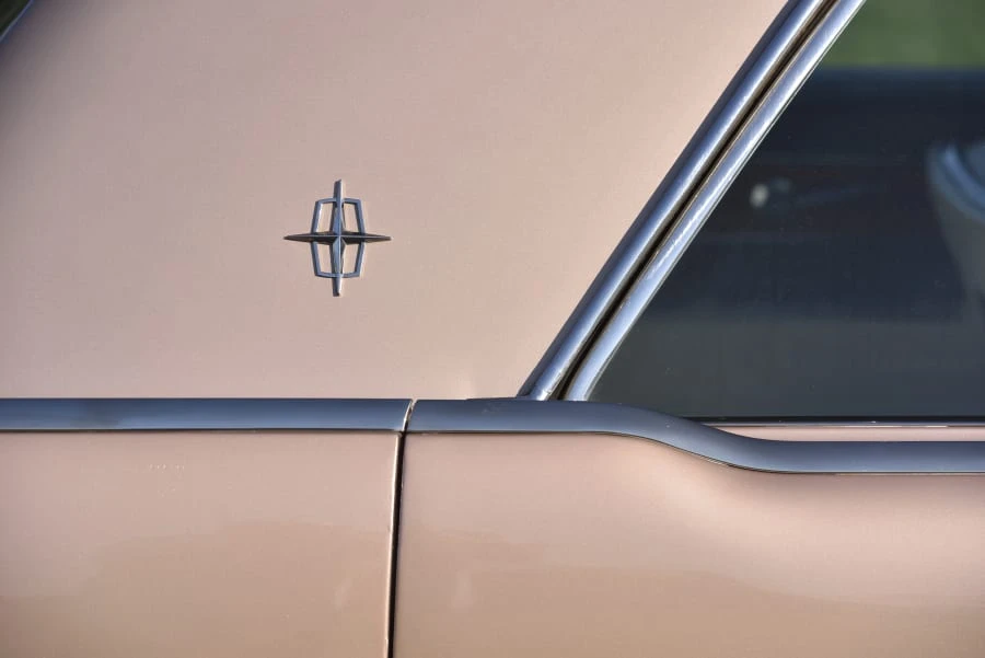 1961 Lincoln Continental 4th Gen - Image 12 of 31