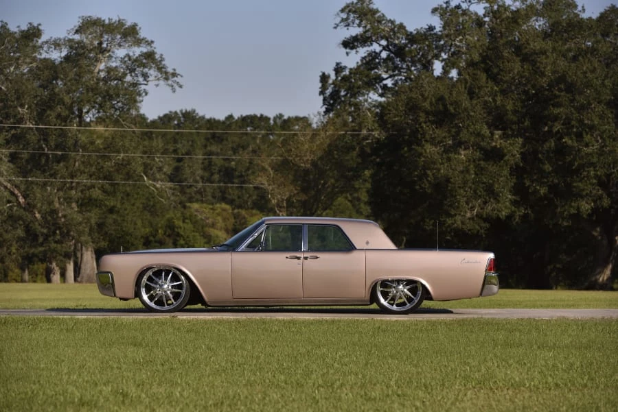1961 Lincoln Continental 4th Gen - Image 11 of 31