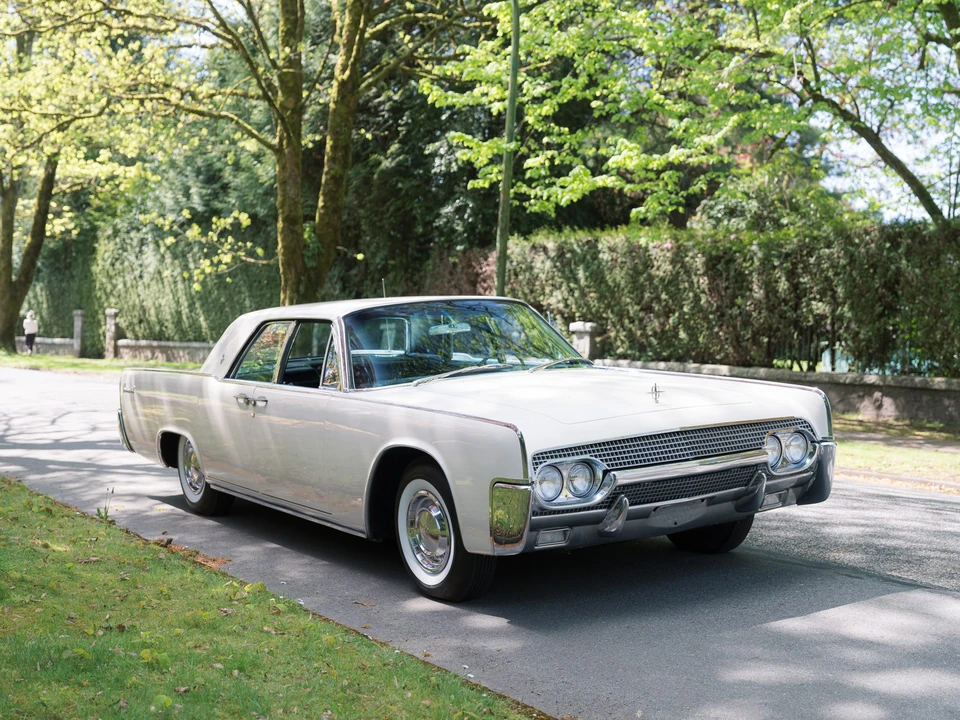 1961 Lincoln Continental 4th Gen - Image 21 of 31