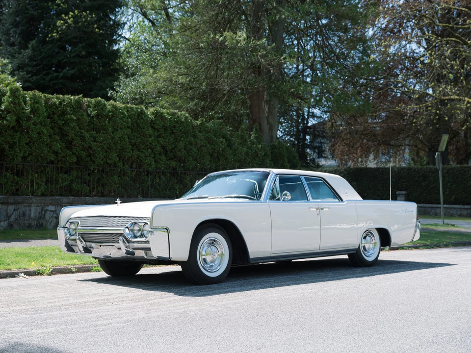 1961 Lincoln Continental 4th Gen - Image 6 of 31