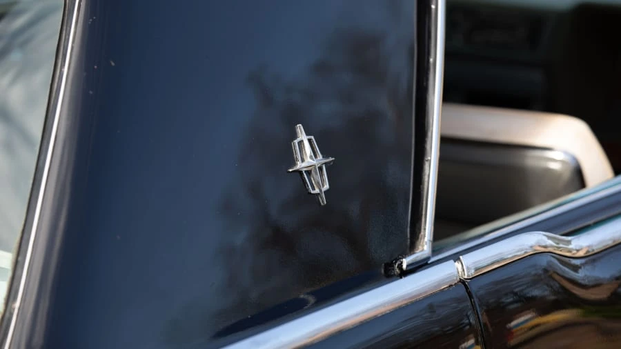 1961 Lincoln Continental 4th Gen - Image 16 of 26