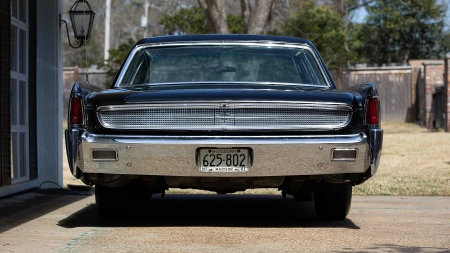 1961 Lincoln Continental 4th Gen - Image 17 of 26