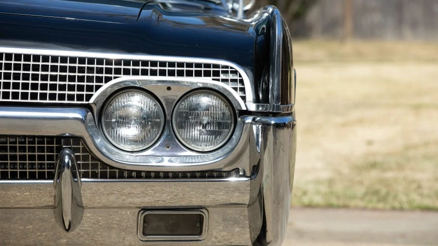 1961 Lincoln Continental 4th Gen - Image 19 of 26