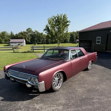 1961 Lincoln Continental Sedan 4D