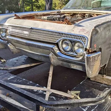 1961 Lincoln Continental