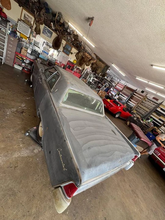 1961 Lincoln Continental 4th Gen - Image 3 of 6