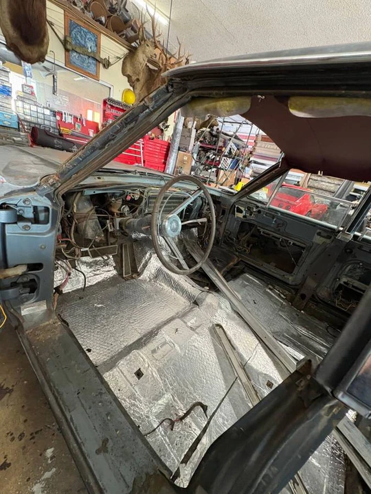 1961 Lincoln Continental 4th Gen - Image 5 of 9