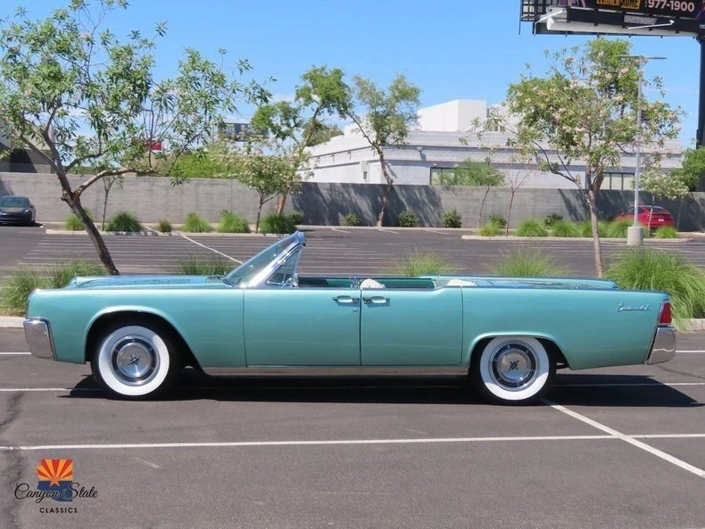 1961 Lincoln Continental 4th Gen - Image 7 of 10