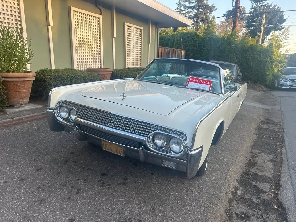 1961 Lincoln Continental 4th Gen - Image 2 of 7