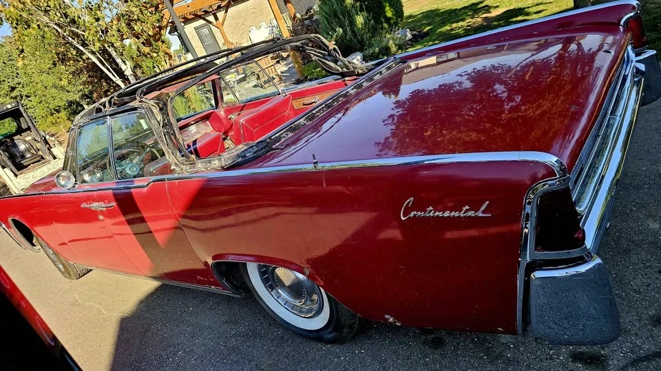 1961 Lincoln Continental 4th Gen - Image 2 of 2
