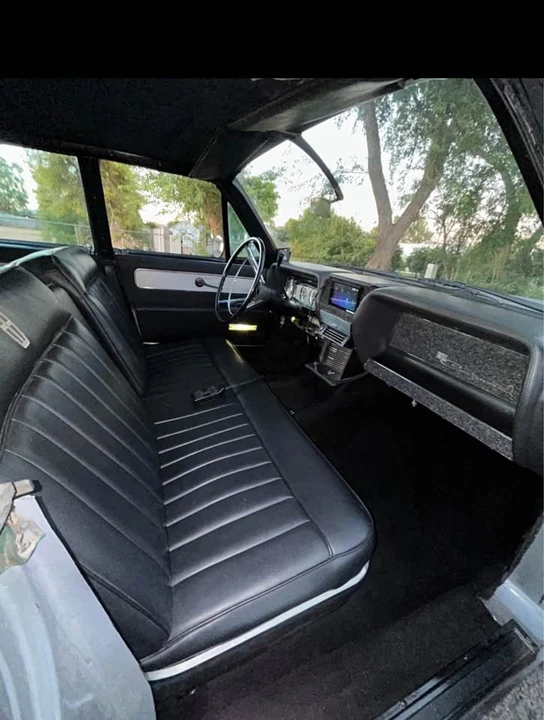 1961 Lincoln Continental 4th Gen - Image 11 of 18