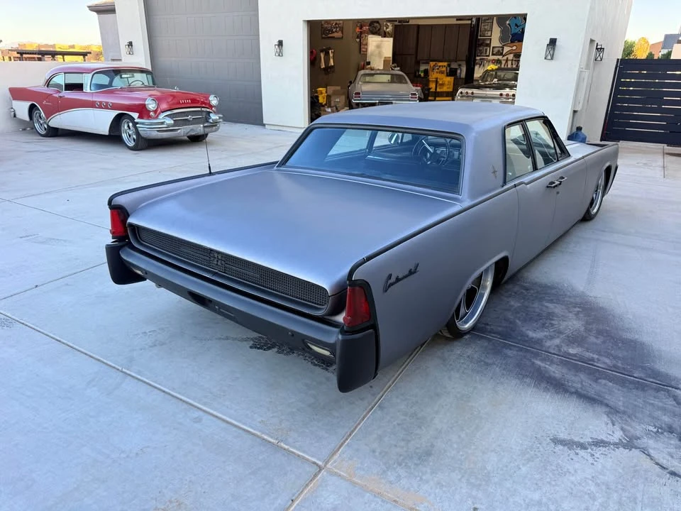 1961 Lincoln Continental 4th Gen - Image 7 of 18