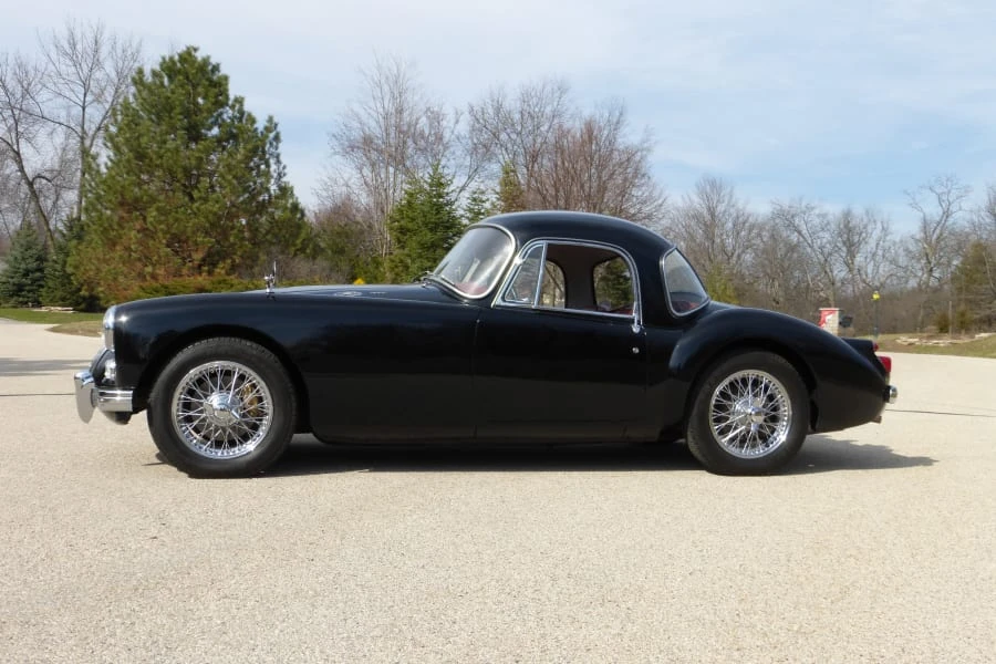 1961 MG MGA 1600 - Image 2 of 9