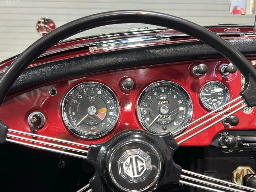 1961 MG MGA 1600 - Image 11 of 16