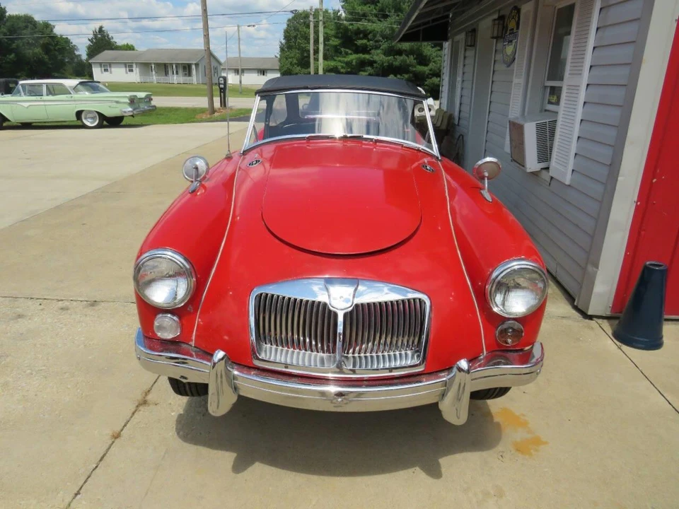1961 MG MGA 1600 - Image 3 of 10