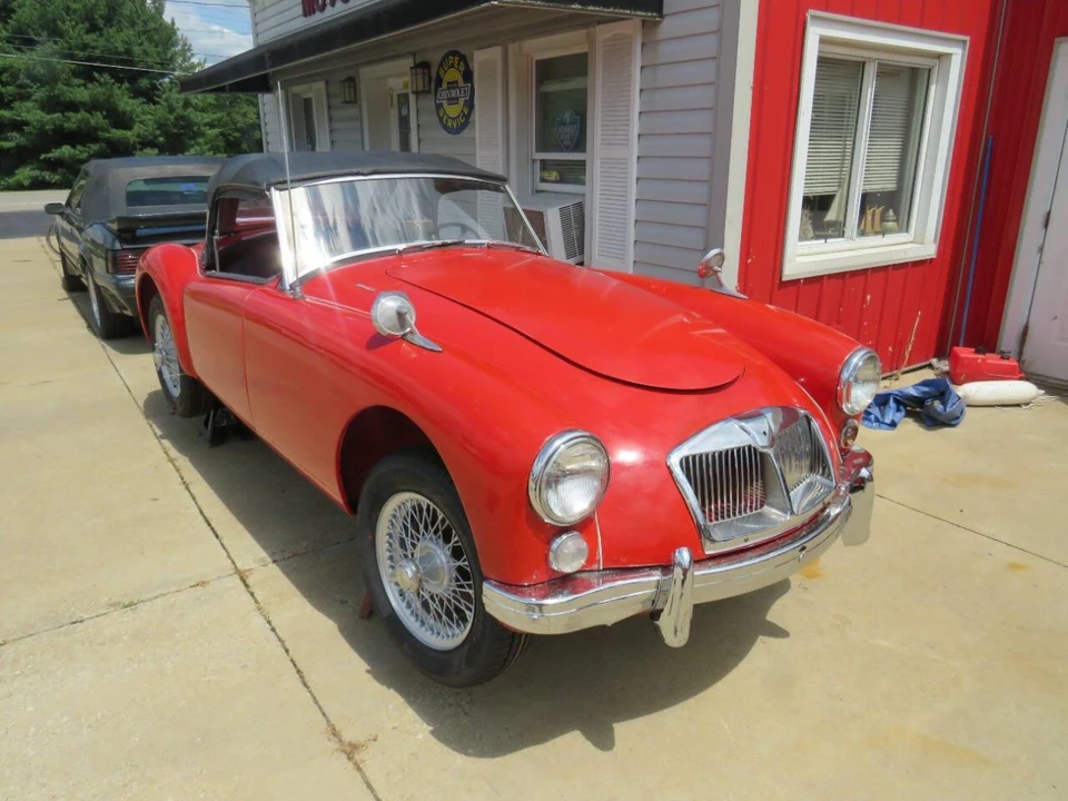 1961 MG MGA 1600 - Image 4 of 10