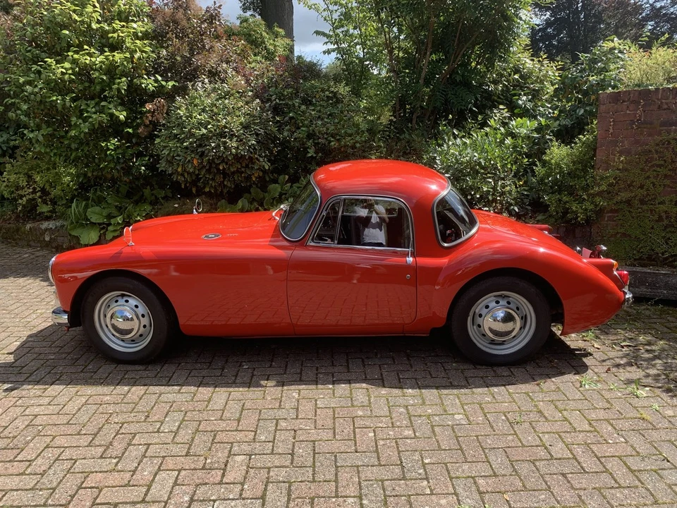1961 MG MGA 1600 - Image 2 of 30