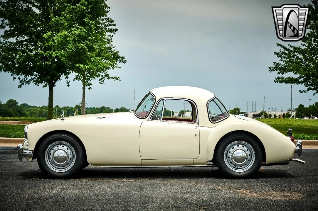 1961 MG MGA 1600 - Image 4 of 12