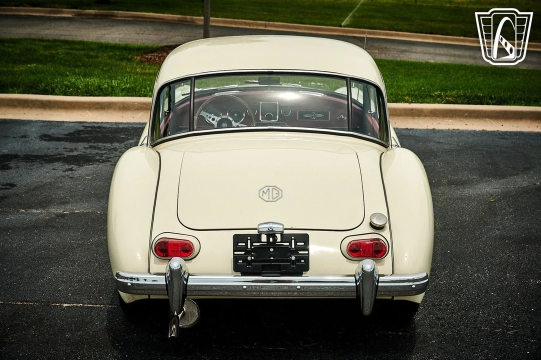 1961 MG MGA 1600 - Image 12 of 12