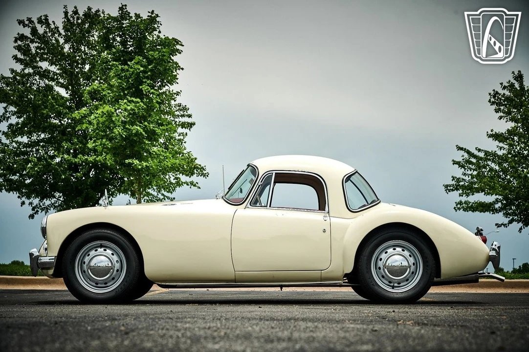 1961 MG MGA 1600 - Image 8 of 12