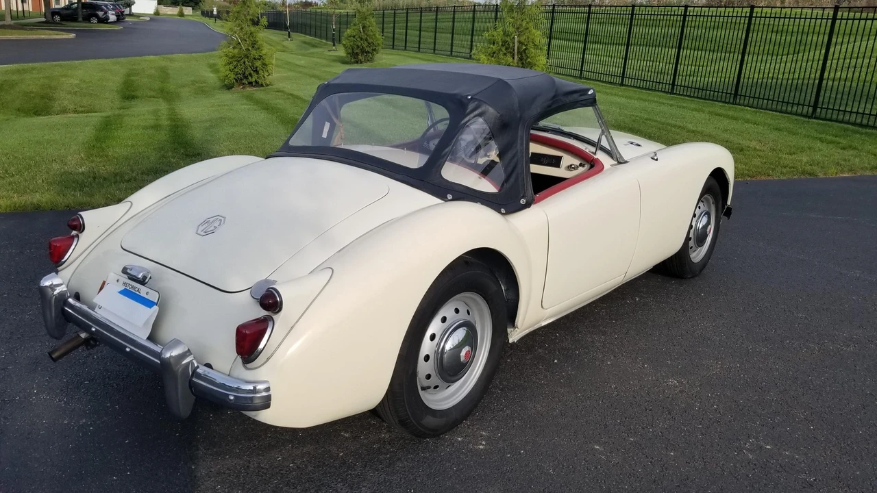 1961 MG MGA 1600 - Image 24 of 31