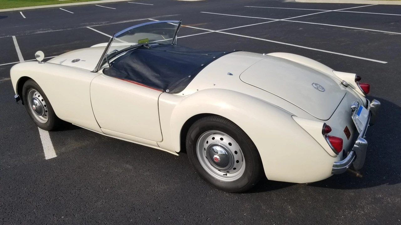 1961 MG MGA 1600 - Image 9 of 31