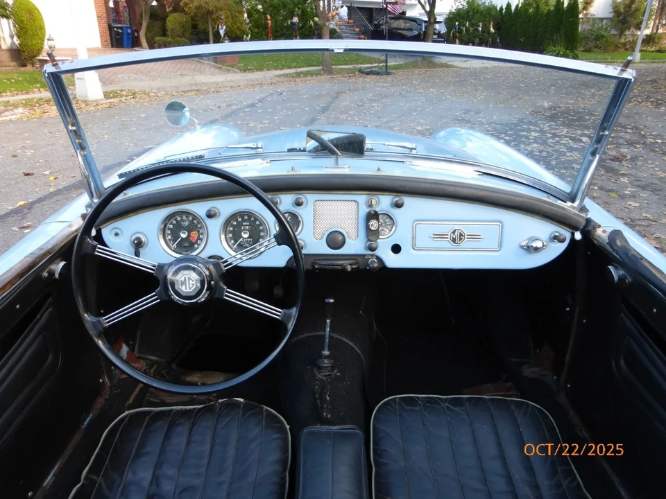 1961 MG MGA 1600 - Image 15 of 21
