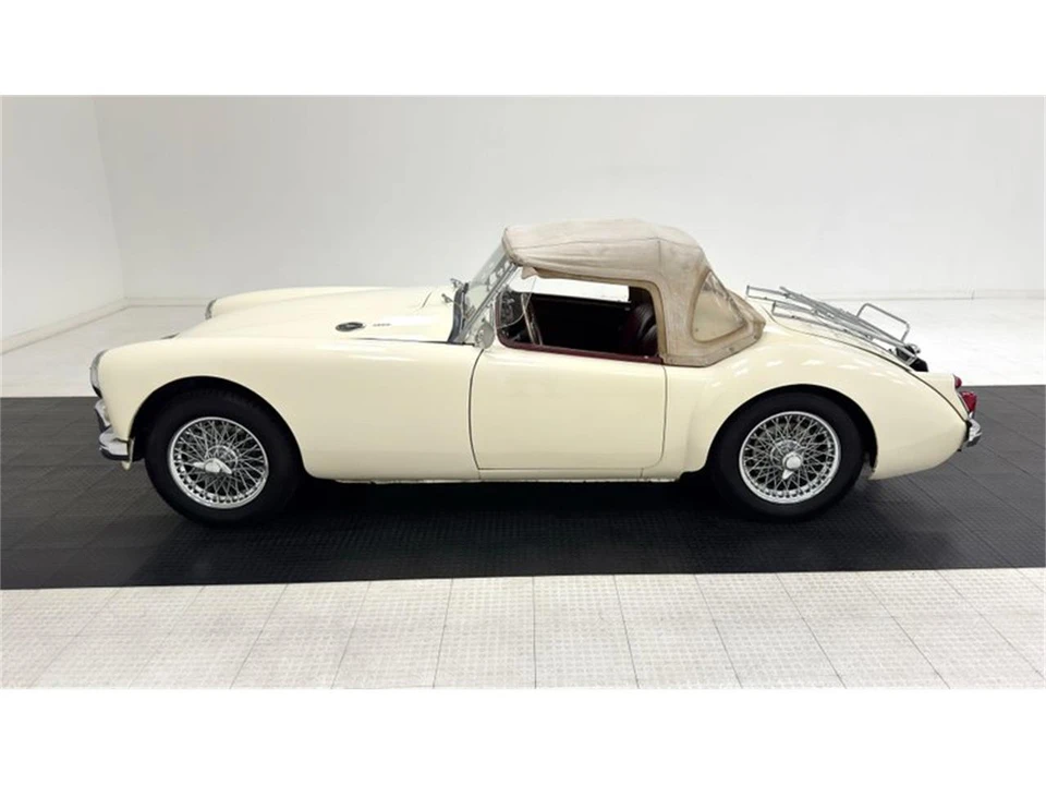 1961 MG MGA 1600 - Image 3 of 31