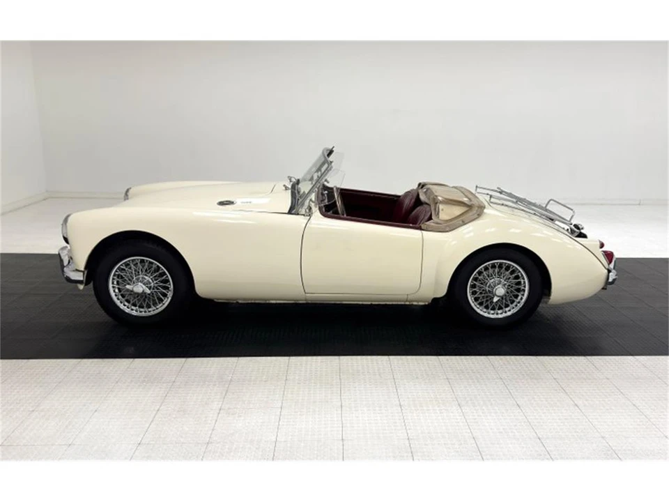 1961 MG MGA 1600 - Image 4 of 31