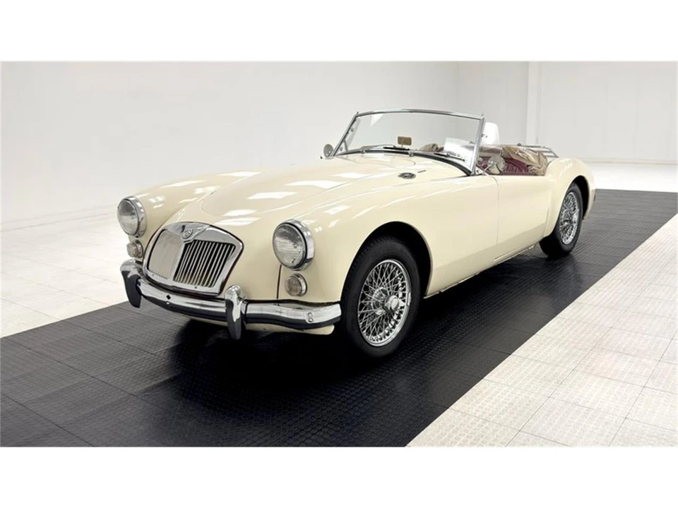 1961 MG MGA 1600 - Image 2 of 31