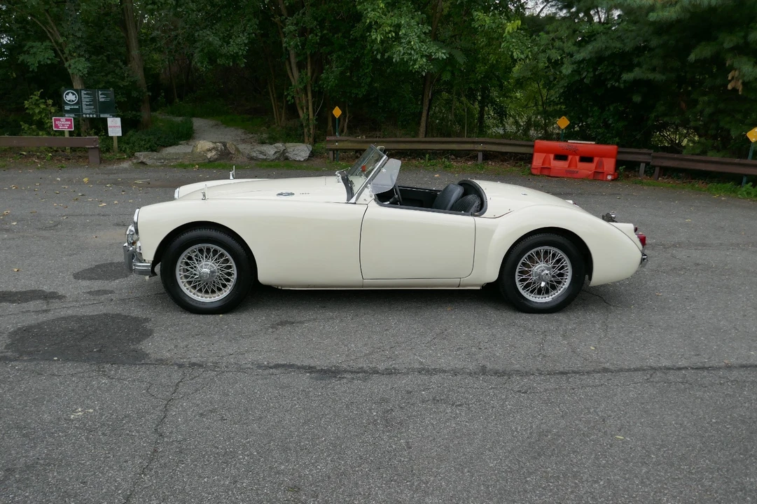 1961 MG MGA 1600 - Image 3 of 31