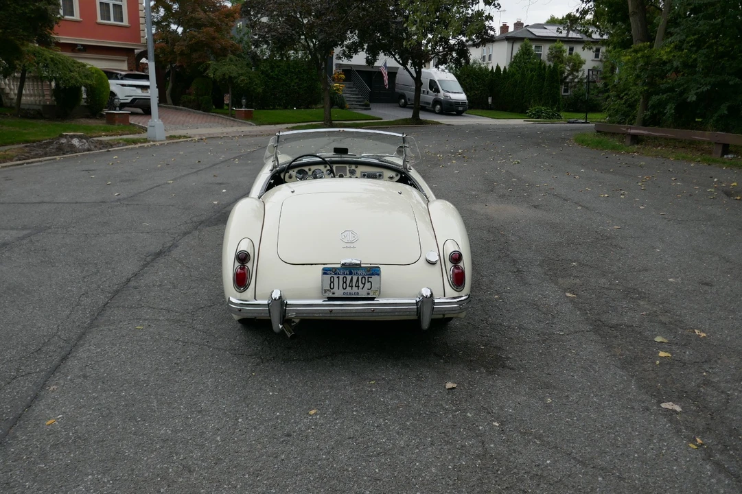 1961 MG MGA 1600 - Image 4 of 31