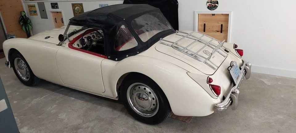 1961 MG MGA 1600 - Image 10 of 10